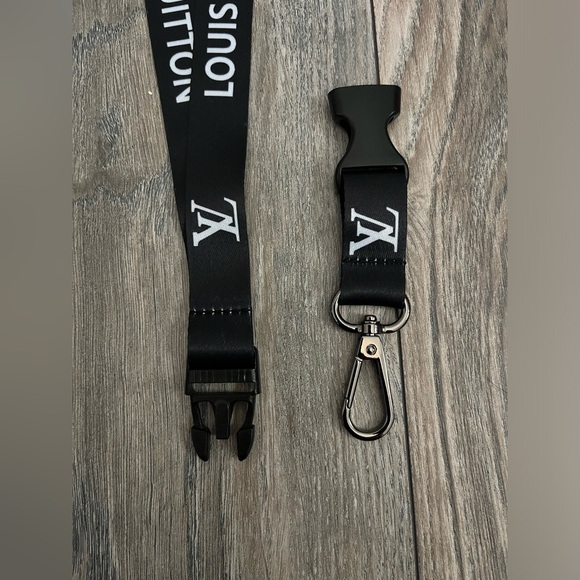 Ribbon LV* lanyard - Picture 4 of 6